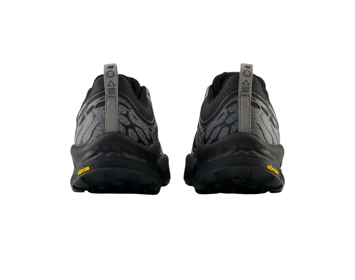 New Balance Hierro V8 trailschoenen voor heren, breed