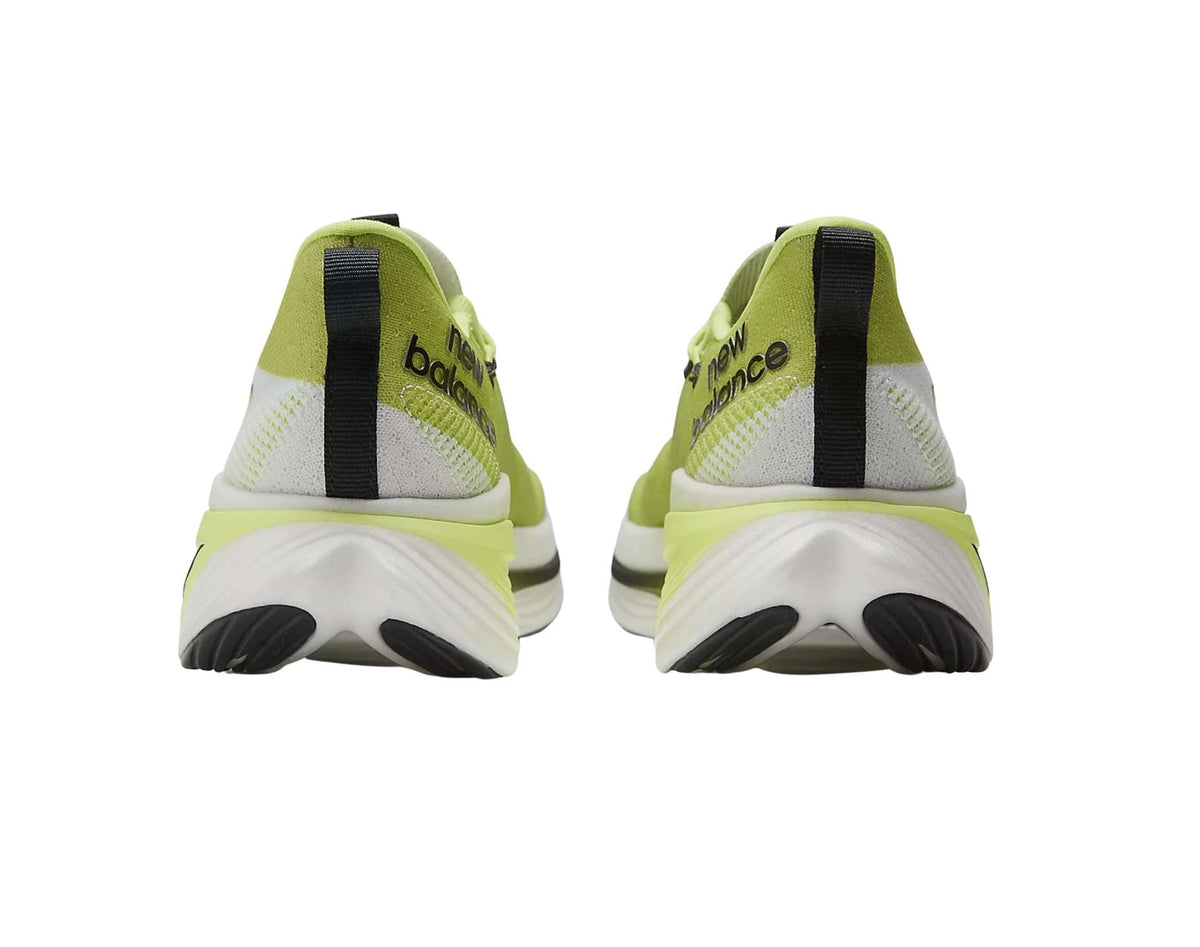 New Balance Fuelcell Supercomp Elite V3 da donna